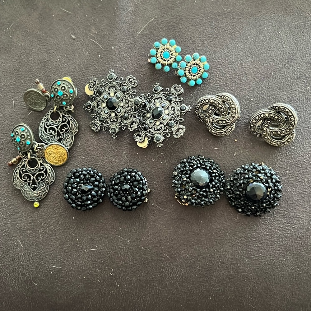 6 pairs clip on earrings
